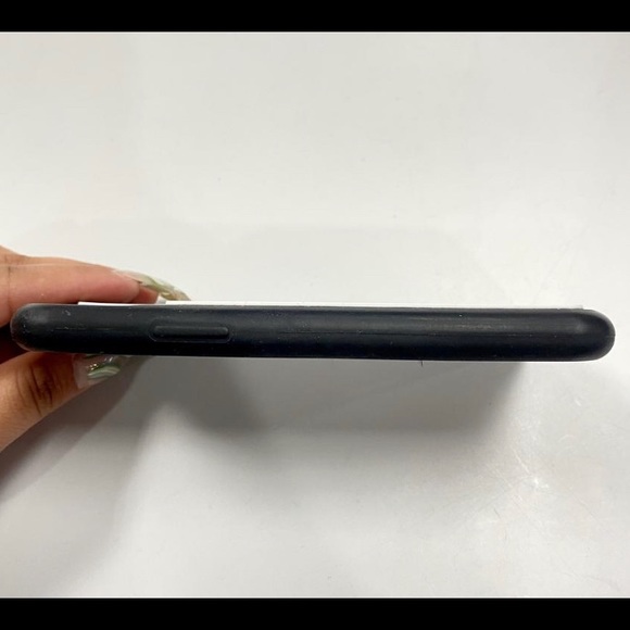 Dolce&Gabbana iPhone cover - Picture 6 of 6